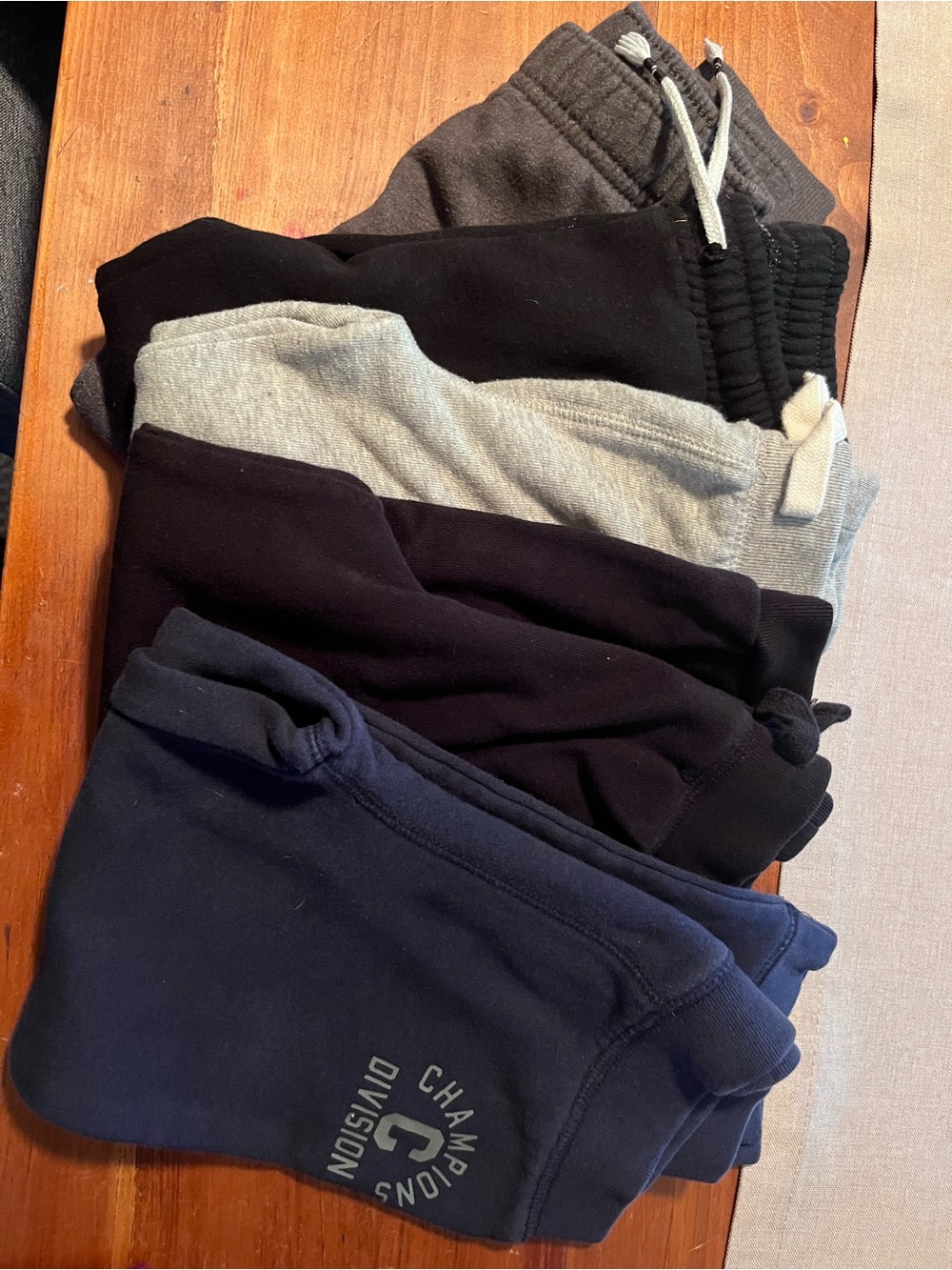 Small lot of boys sweatpants - 4T